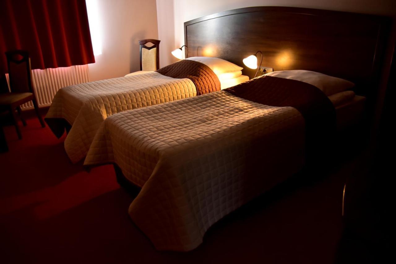 Hotel Nekla Dış mekan fotoğraf